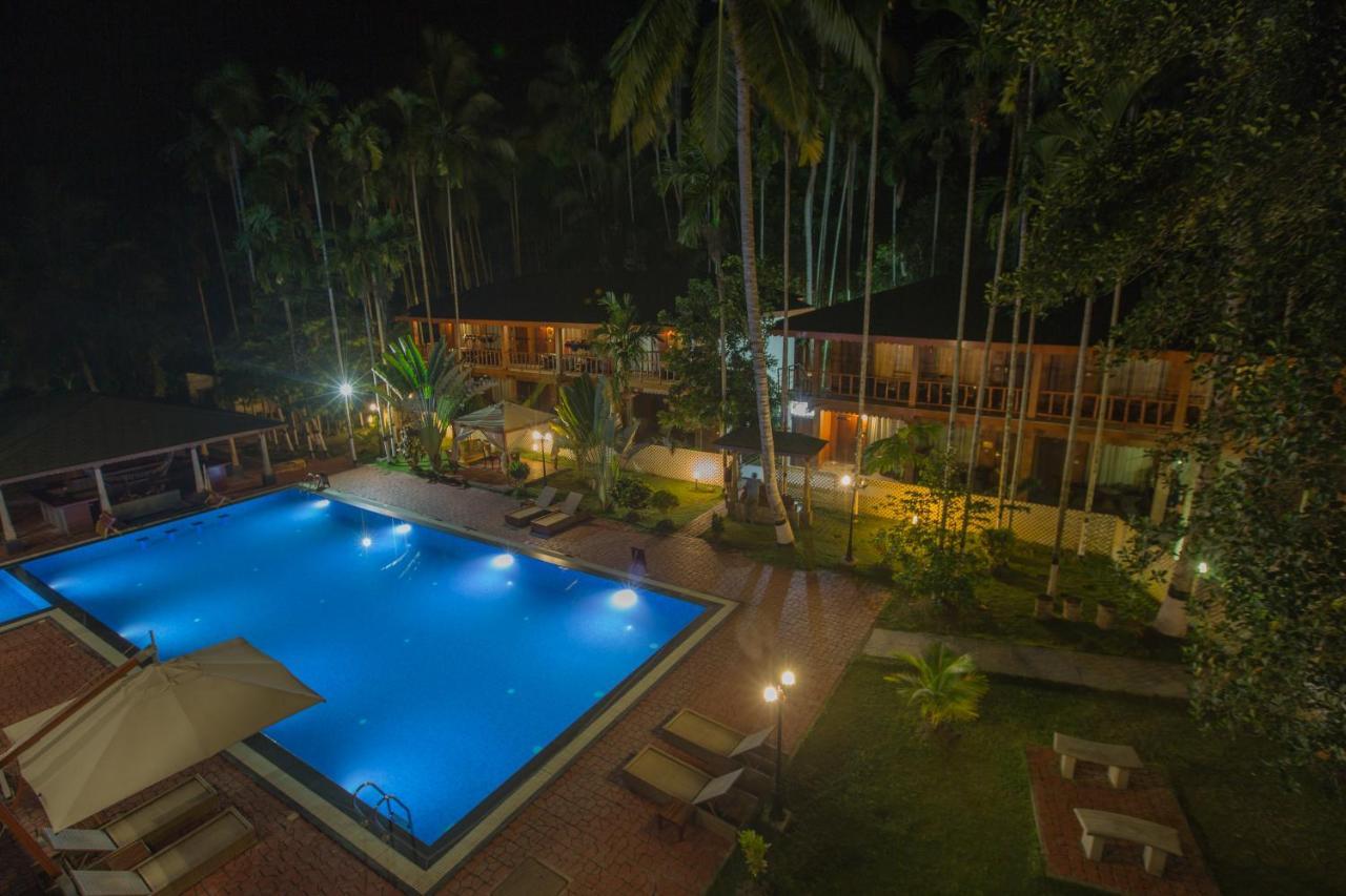 Tsg Blue Resort & Spa Radhanagar beach Exterior foto